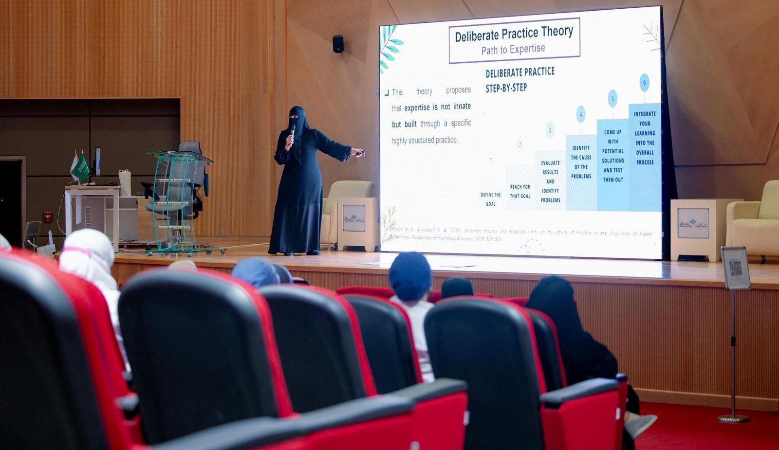 اختتام ملتقى ومعرض محاكاة الرعاية الصحية بجامعة القصيم