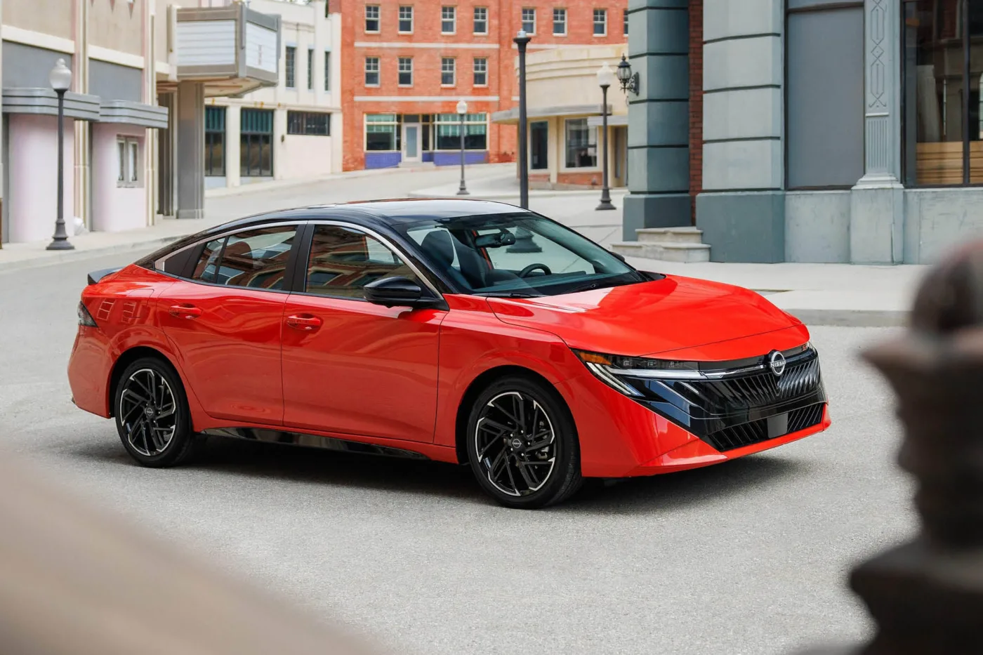 سعر ومواصفات نيسان سنترا 2026 الجديدة