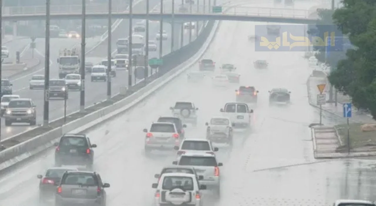 الشبورة المائية مستمرة حتى الغد..وتسبب أنخفاض كبير في الرؤية